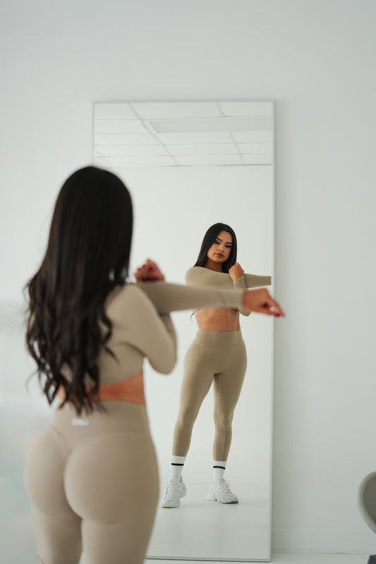 Aria Oat Long Sleeves